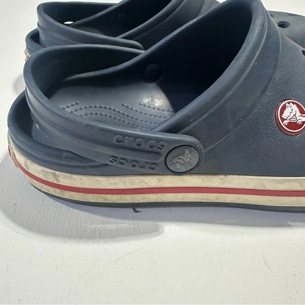 CROCS comfortable navy