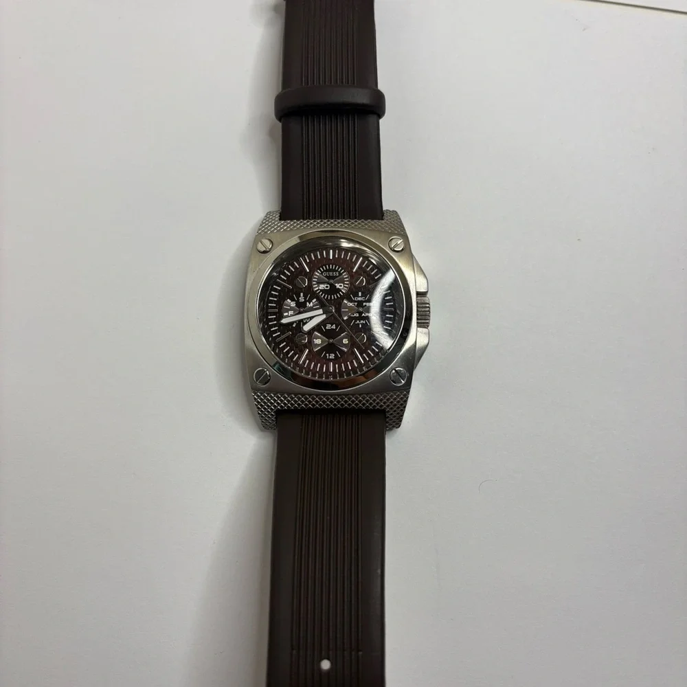 Guess sleek steel