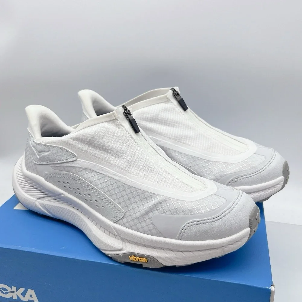 Hoka One One hoka one