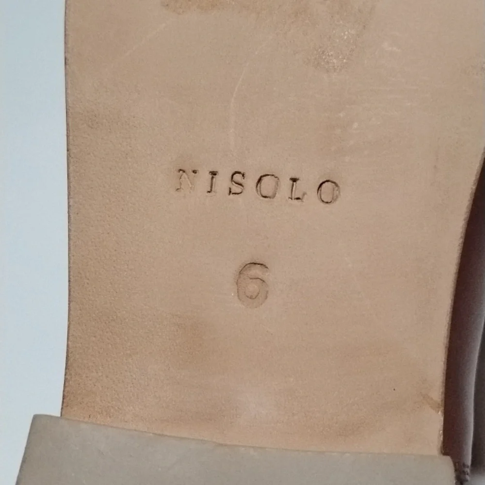 Nisolo Eva Day Chelsea Boots