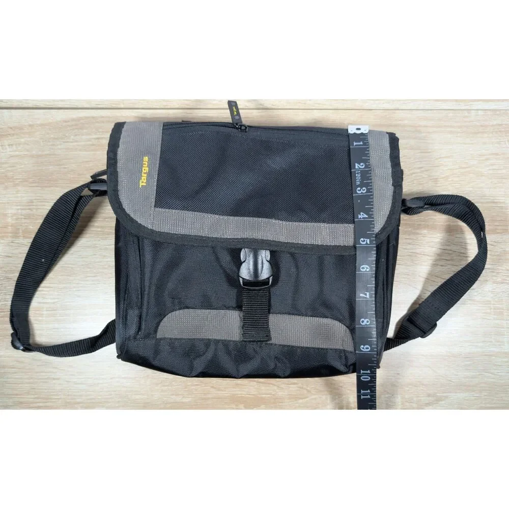 N/A targus padded