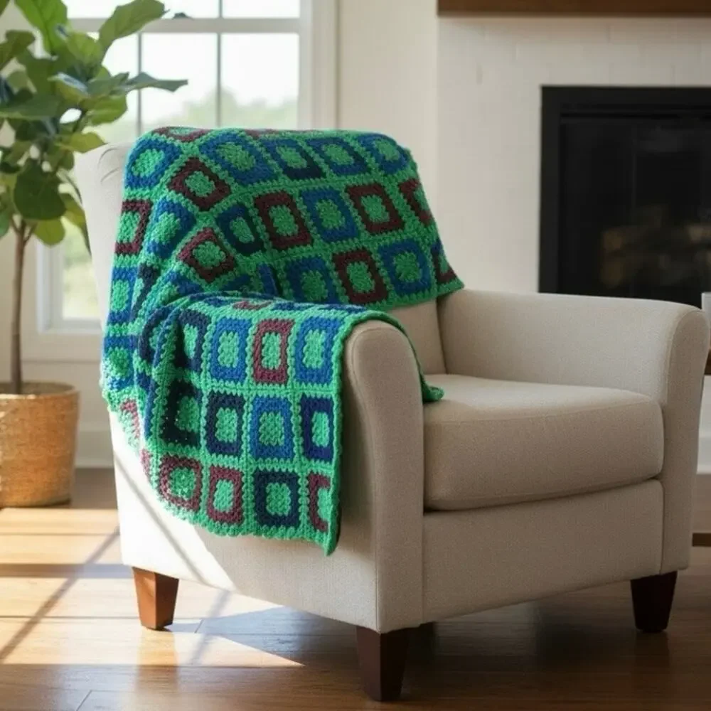 Vintage Granny Square Handmade Afghan Knitted Throw Blanket Multicolor 38”x50”