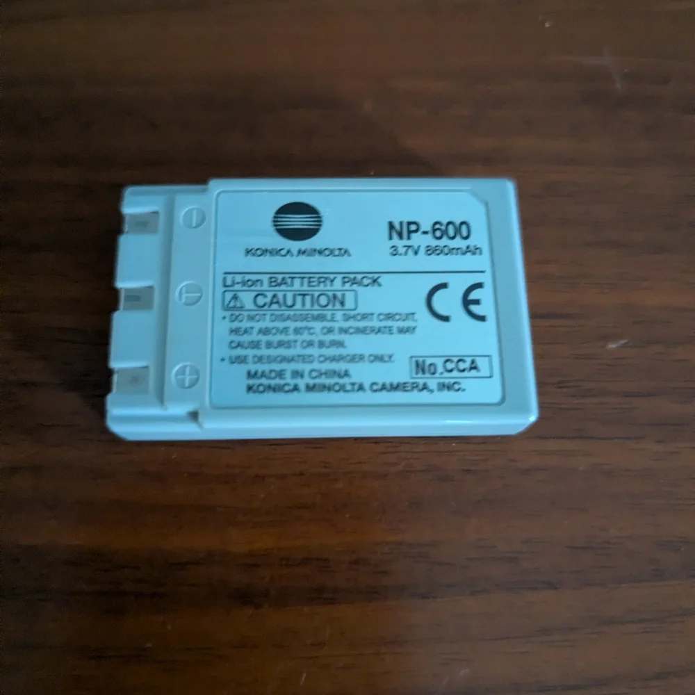 Minolta dimage g500