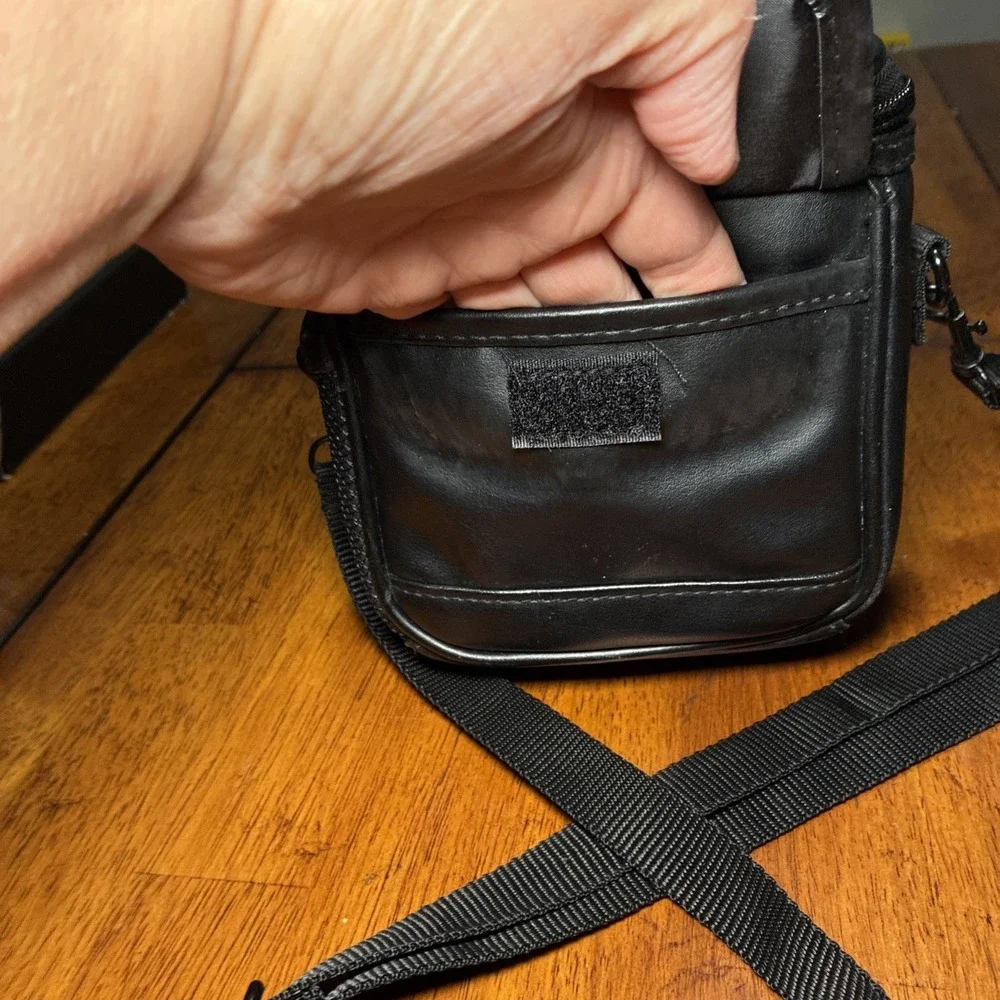 ICON small black