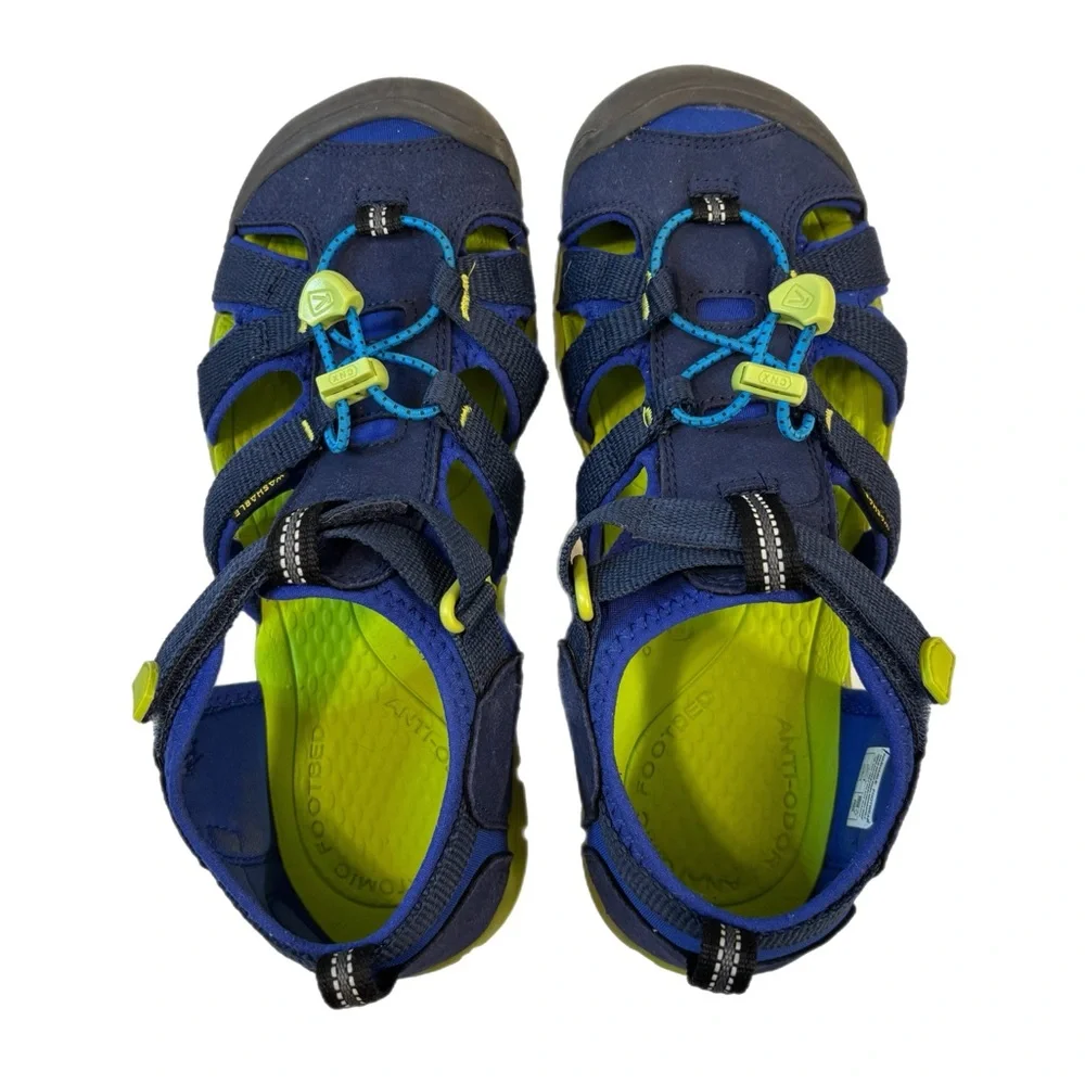 Keen closed toe