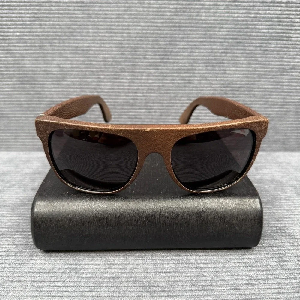 RetroSuperFuture •additional details•