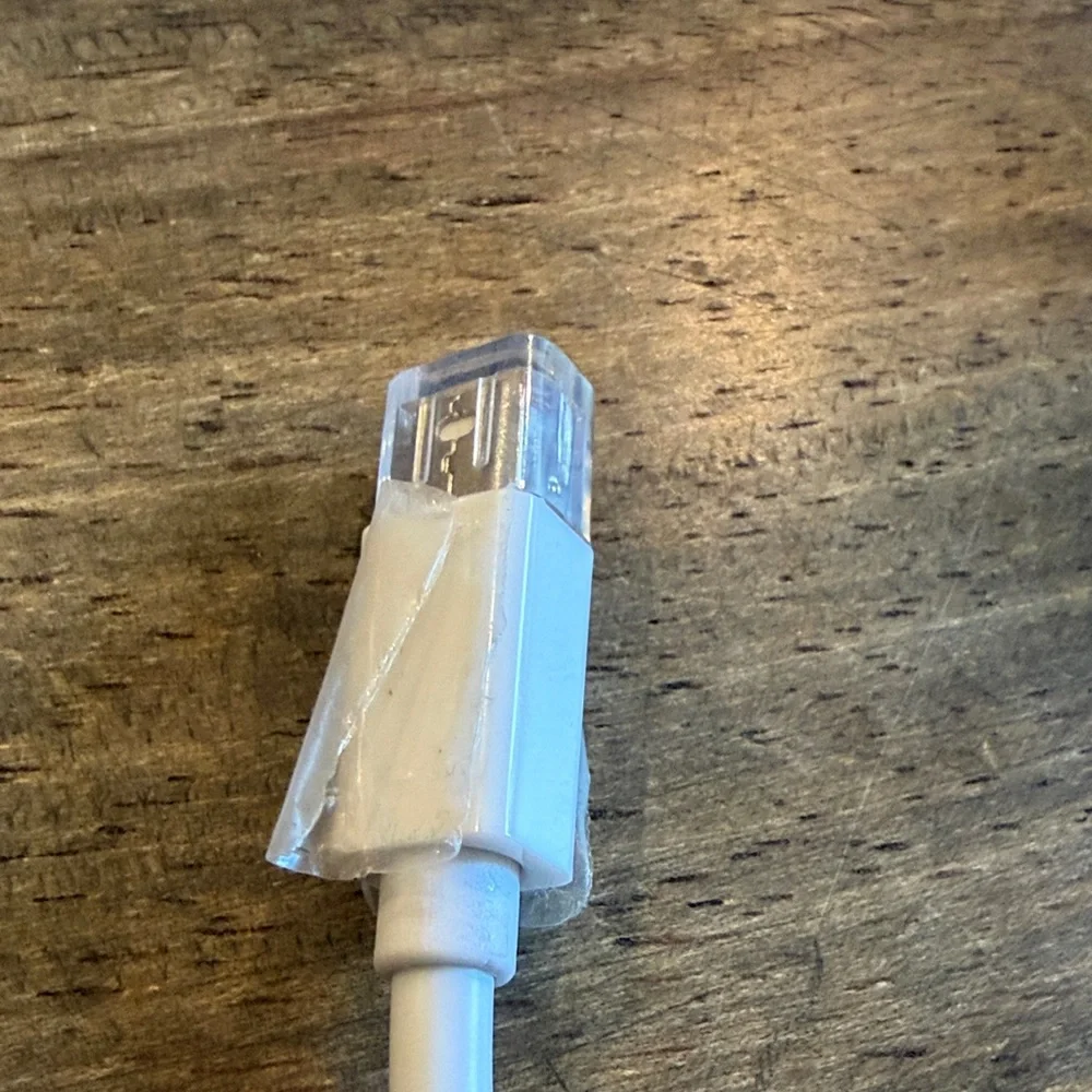 Apple mini displayport