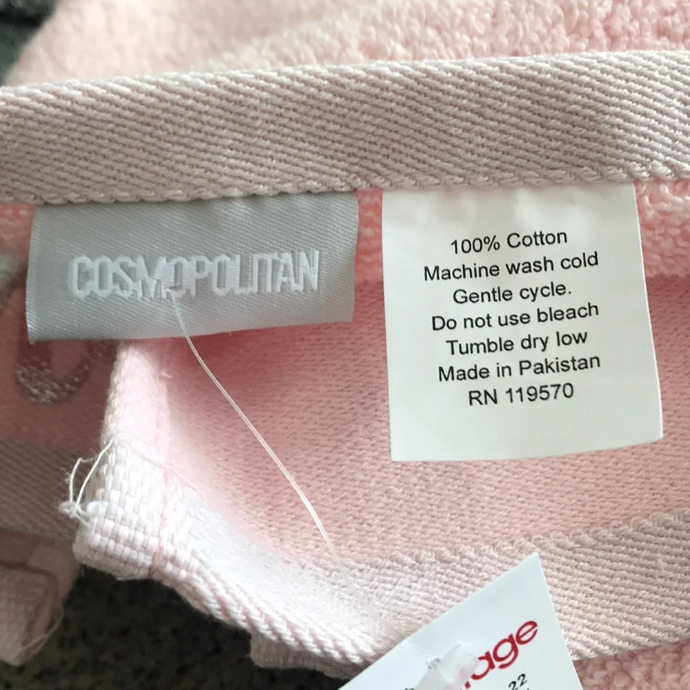 Cosmopolitan 💗omg 💗