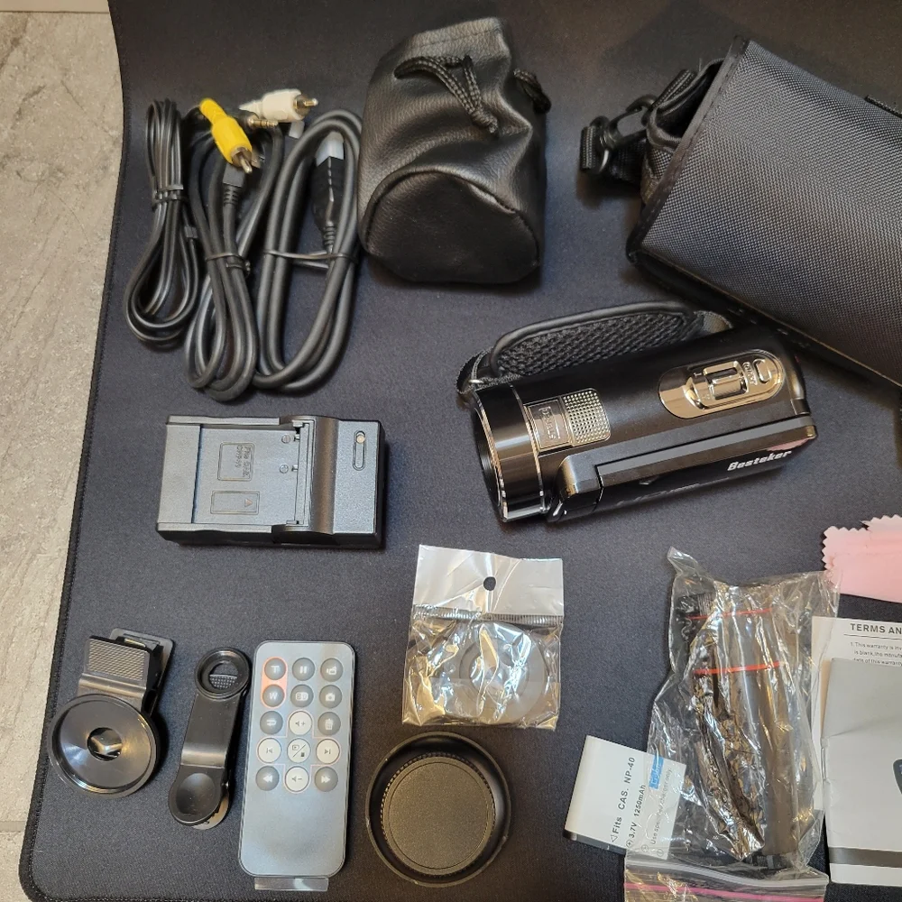 Camera Camcorders, Besteker HD 1080P 24 MP 16X Digital Zoom Video Camcorder