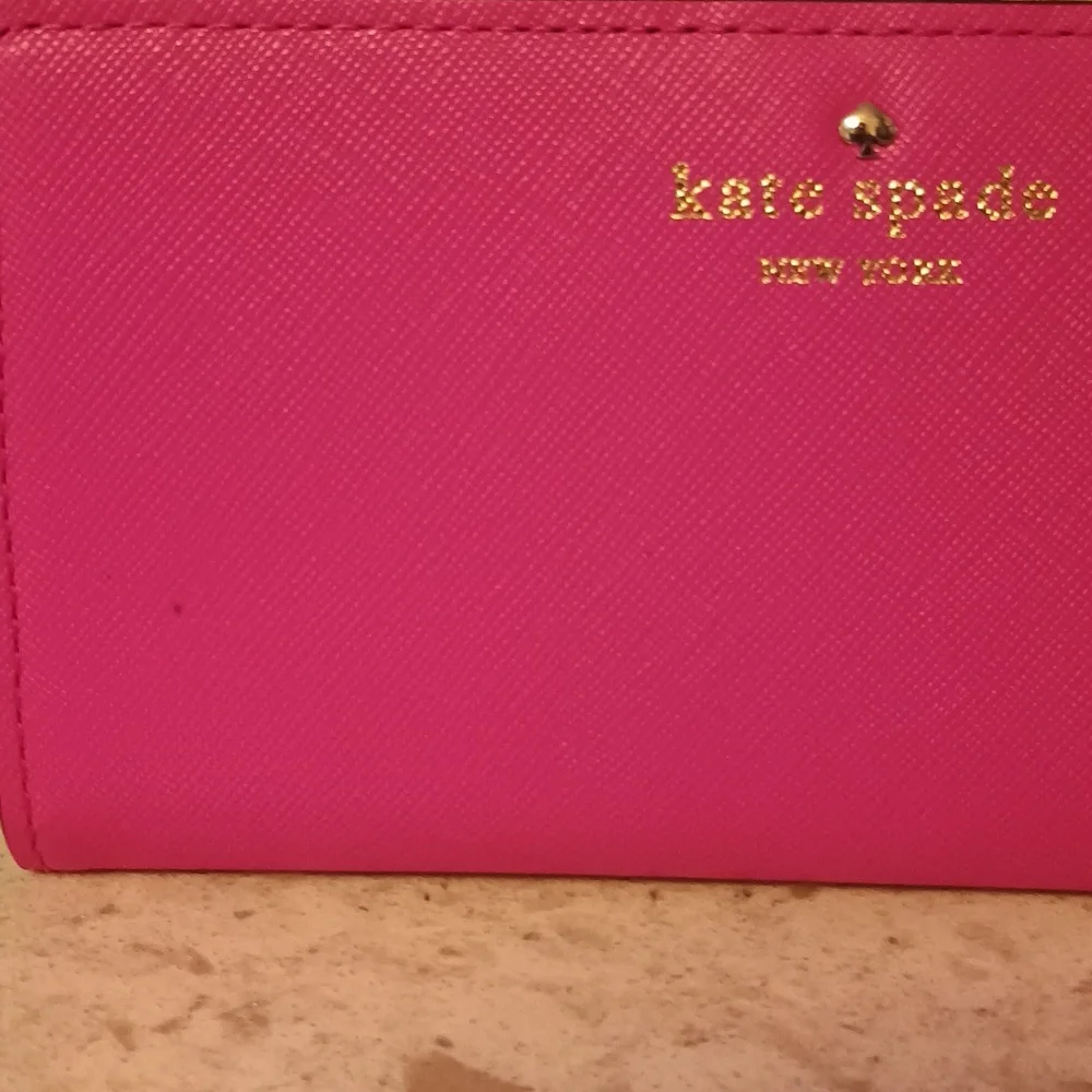kate spade bold elegant