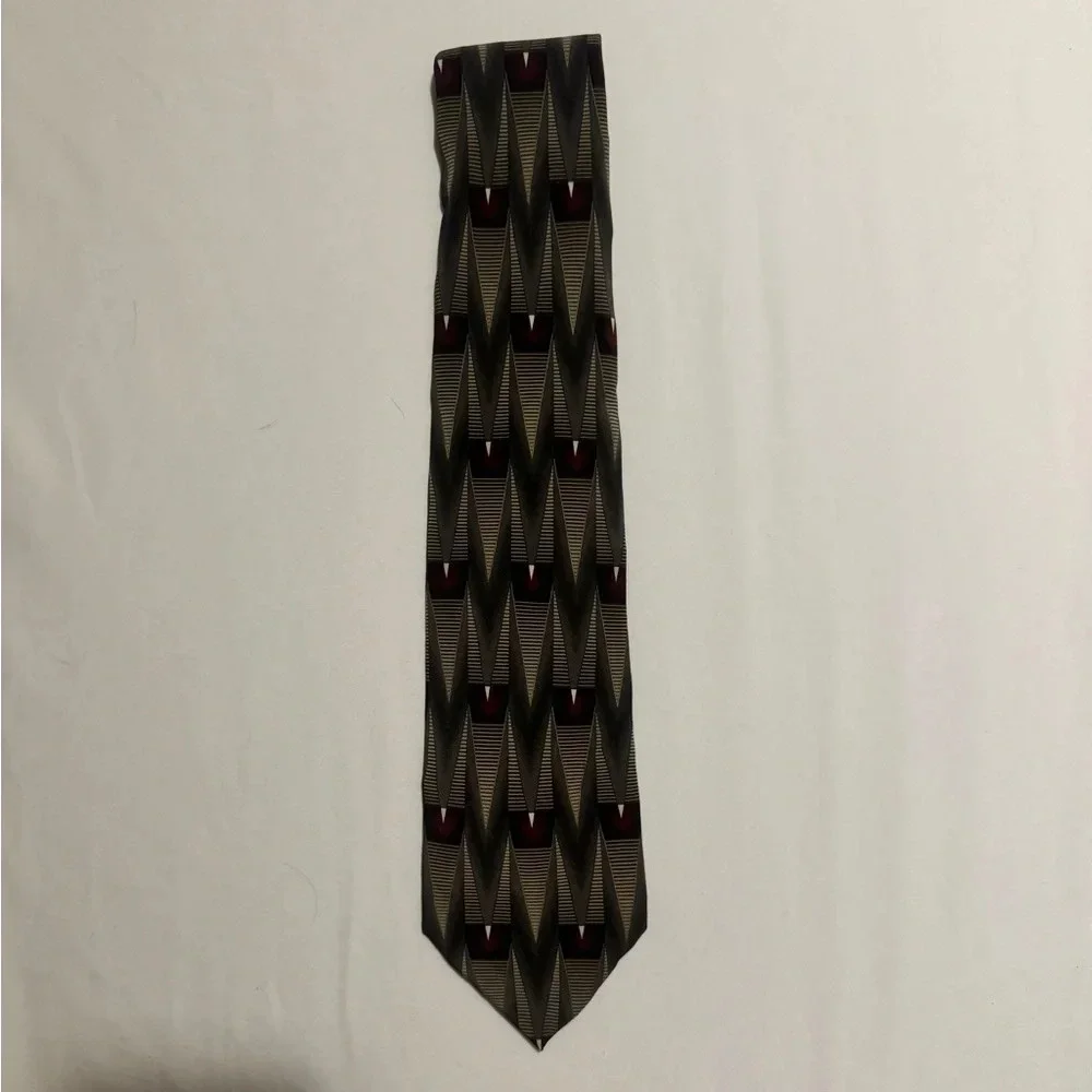 Ziggurat by Mulberry Neckwear Tie 100% silk Vintage