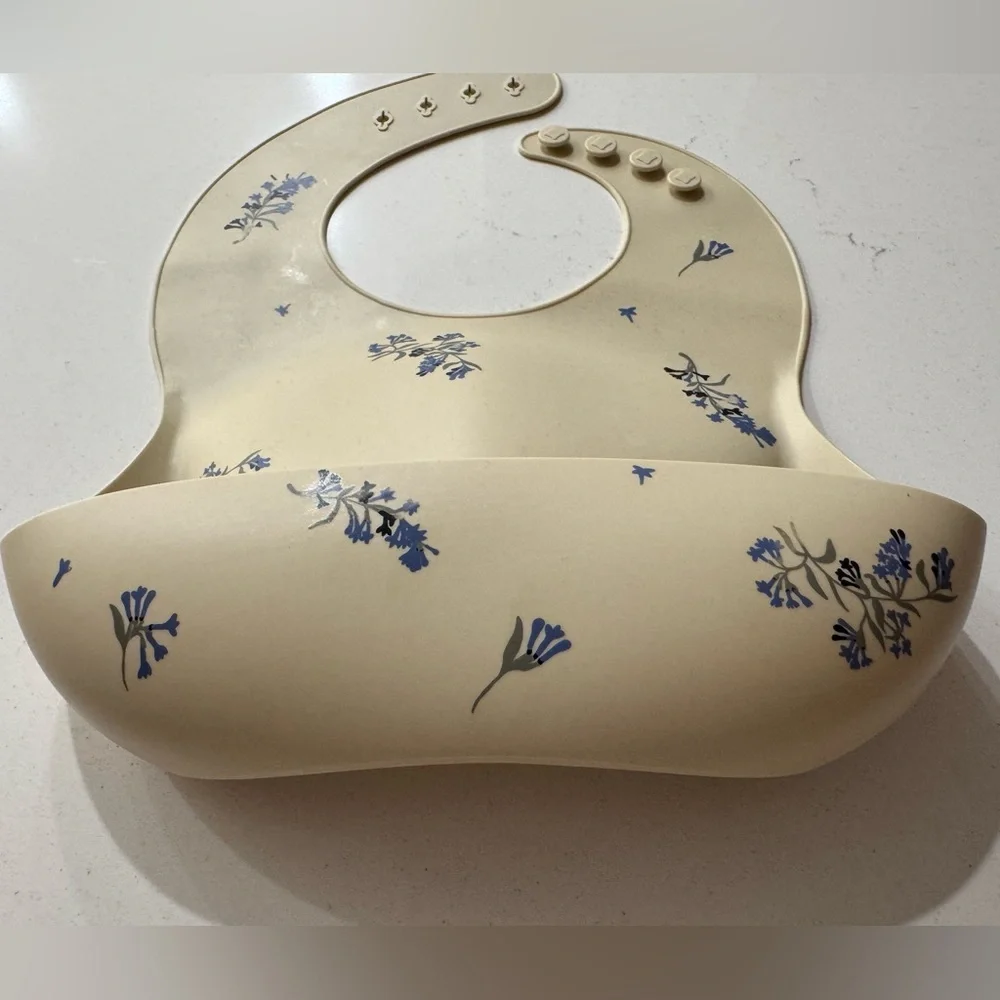 Mushie Silicone Bib (Lilac Flowers)