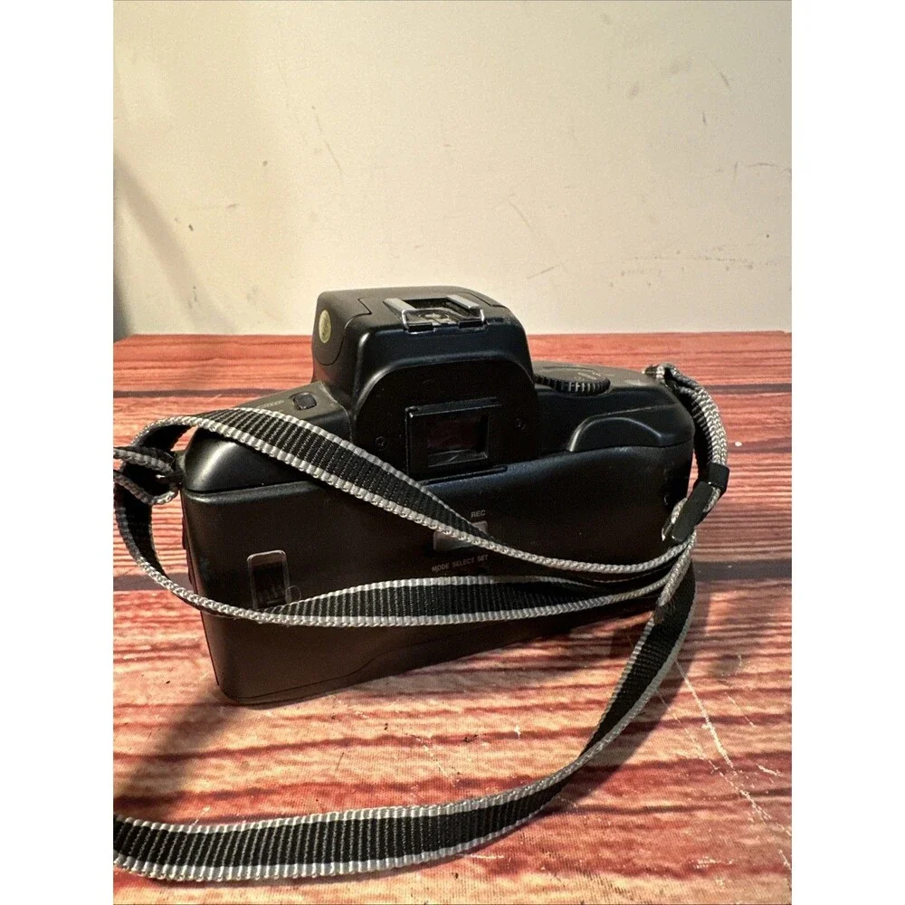 Canon EOS 750QD SLR 35mm Film Camera Body Only - Made in Japan - TESTED