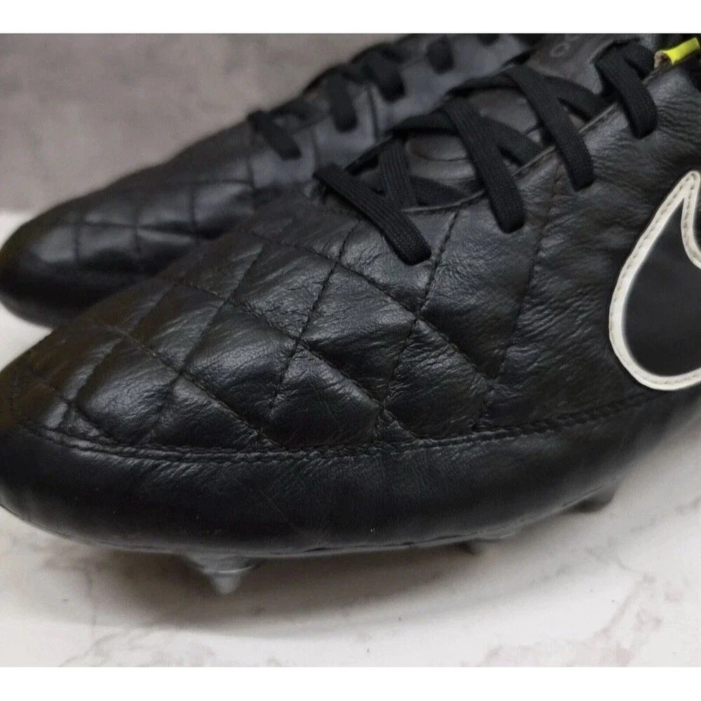 Nike mens size