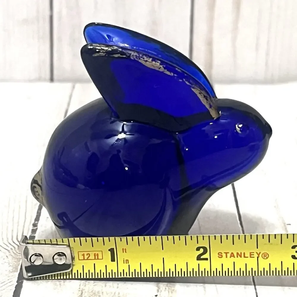 Oneida Cobalt Blue Crystal Glass Bunny Rabbit Paperweight Vintage Fig **chipped