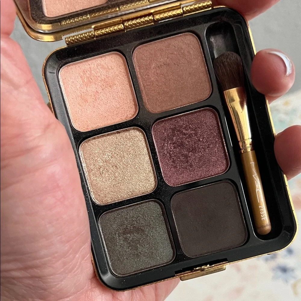 MAC Cosmetics enhance your