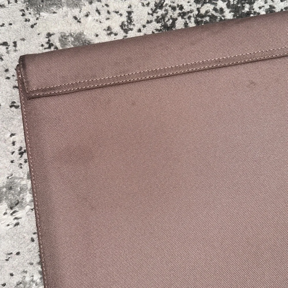 Herschel Supply Company used excellent