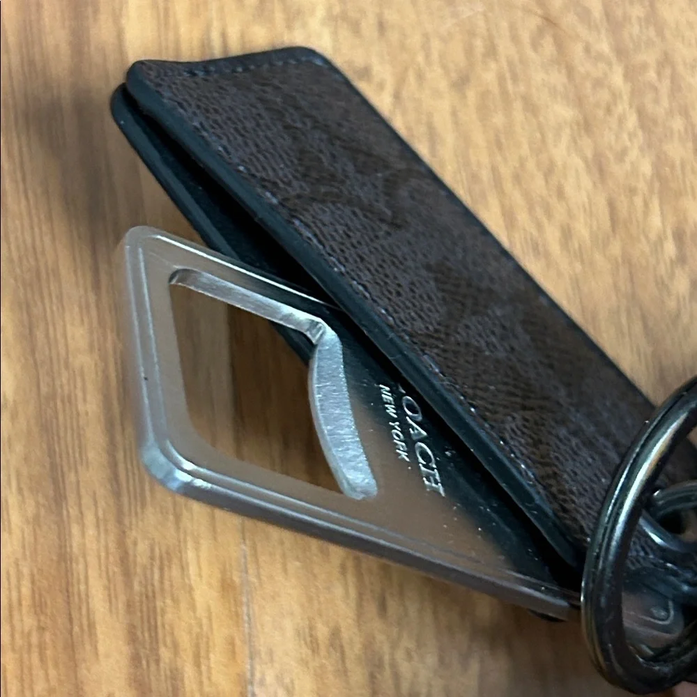 Coach authentic black