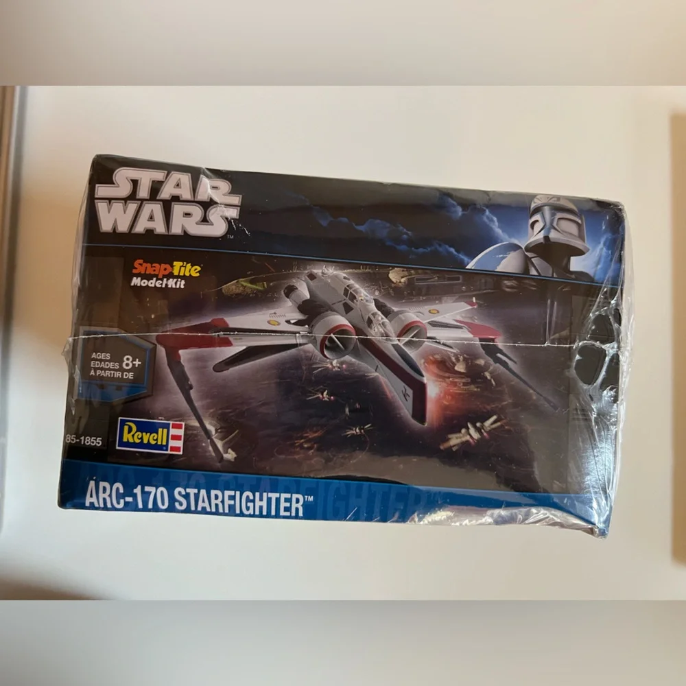 Revell build iconic