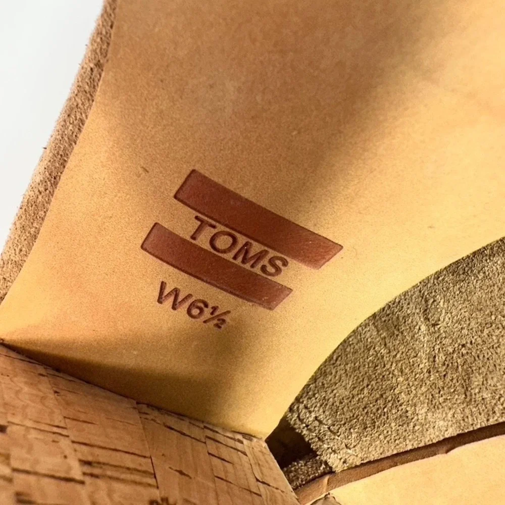 Toms elba perforated