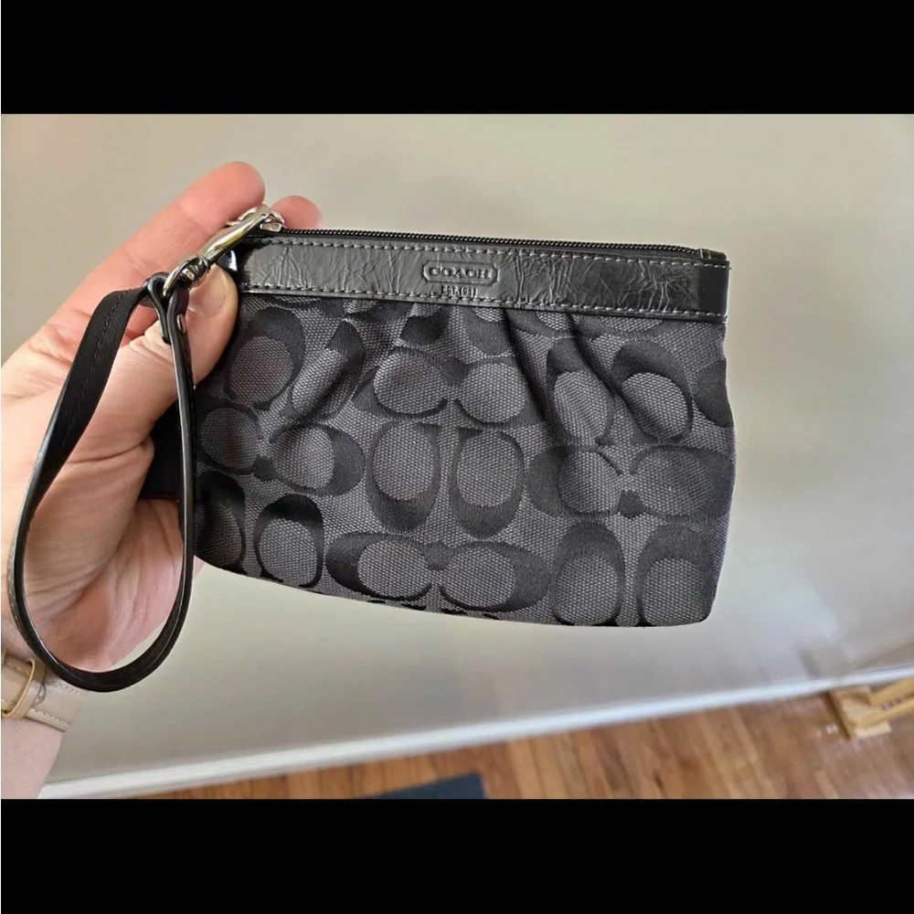 Coach Black Signature C Wristlet Pouch