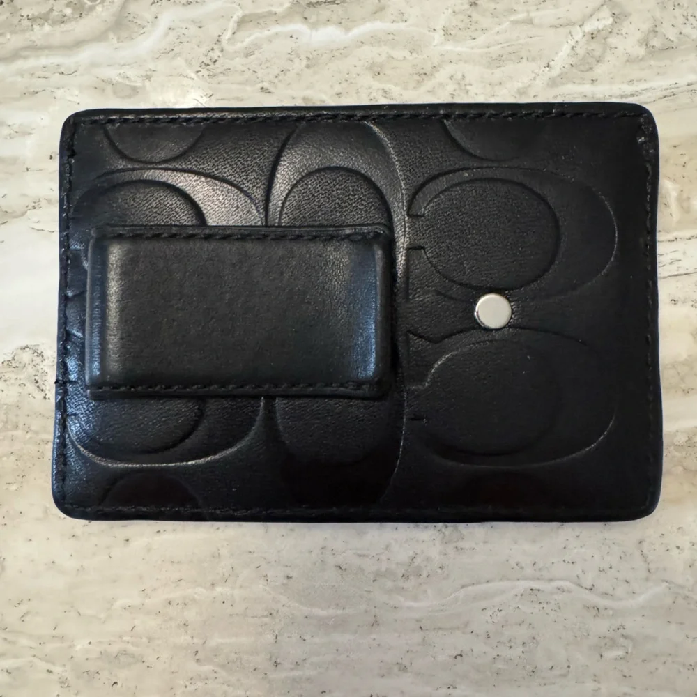 Coach travel card
