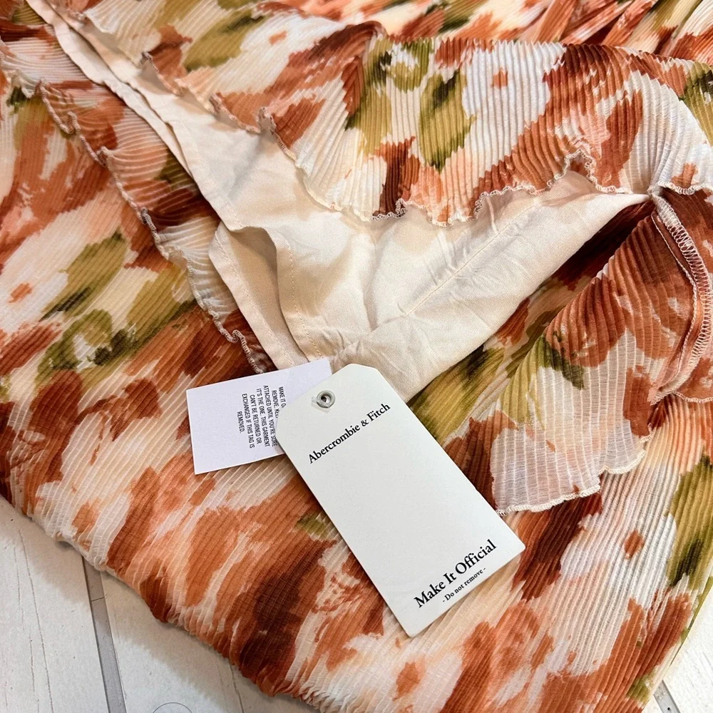 Abercrombie & Fitch chic dress