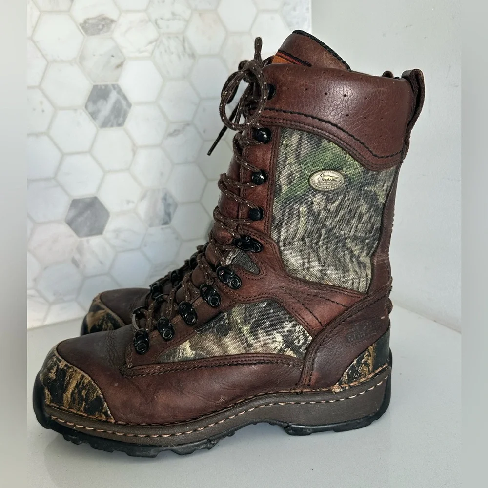 Irish Setter insulated leather