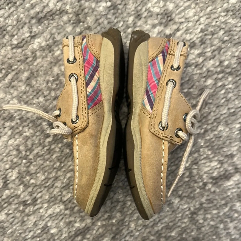 Sperry some wear
