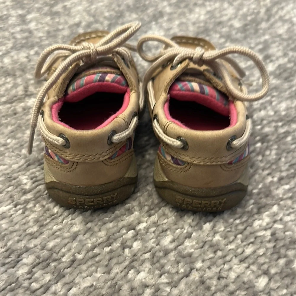Sperry some wear