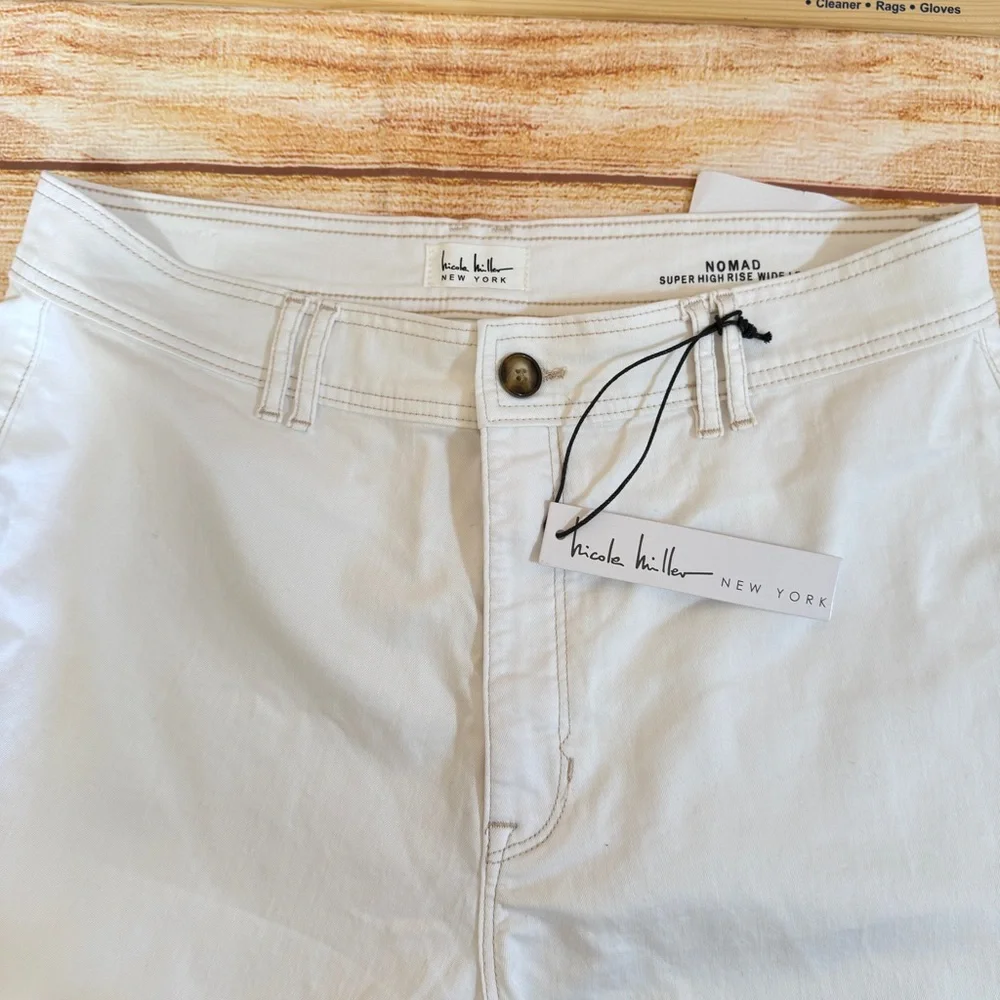 Nicole Miller five pockets
