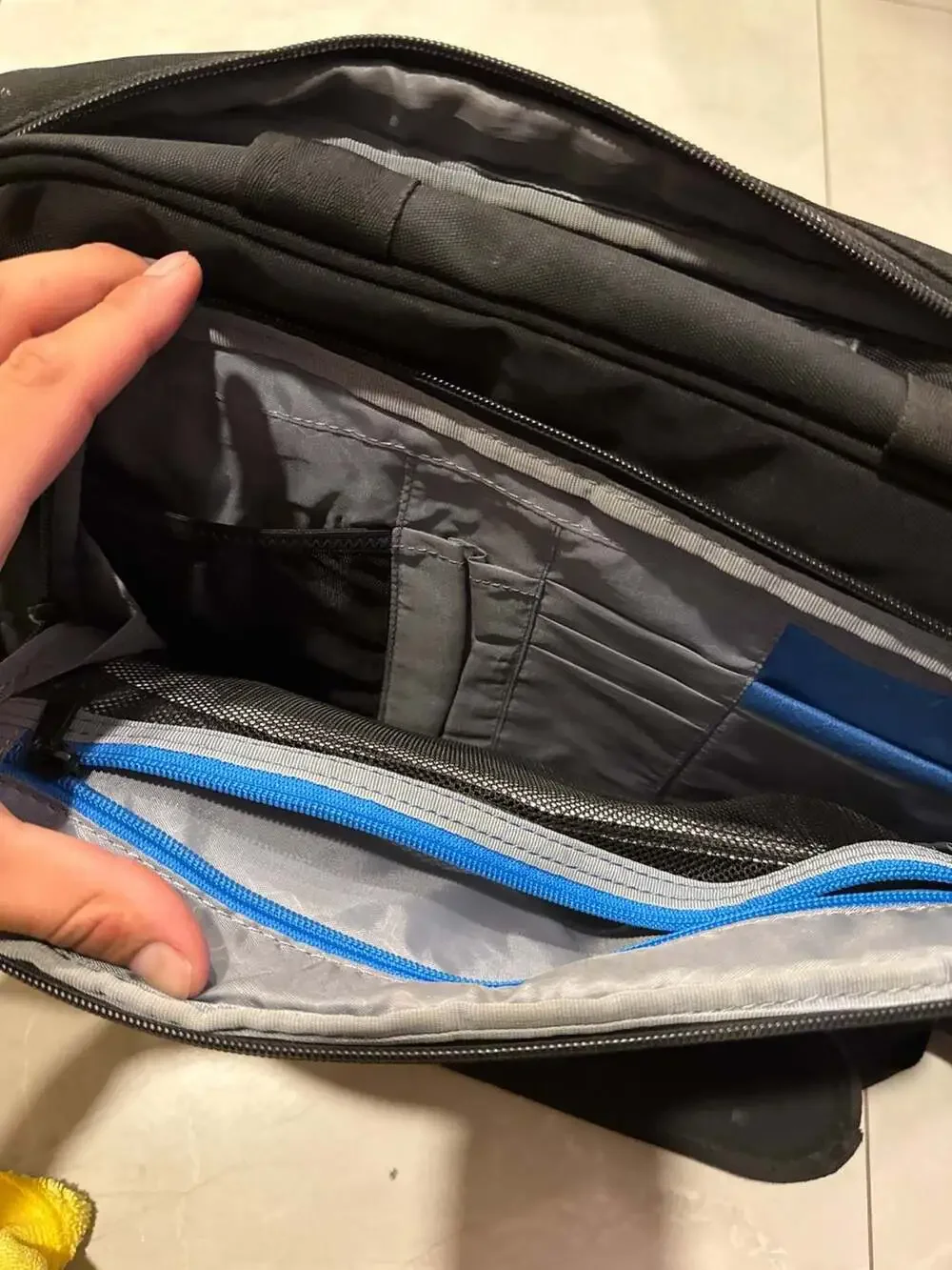 Dell professional briefcase