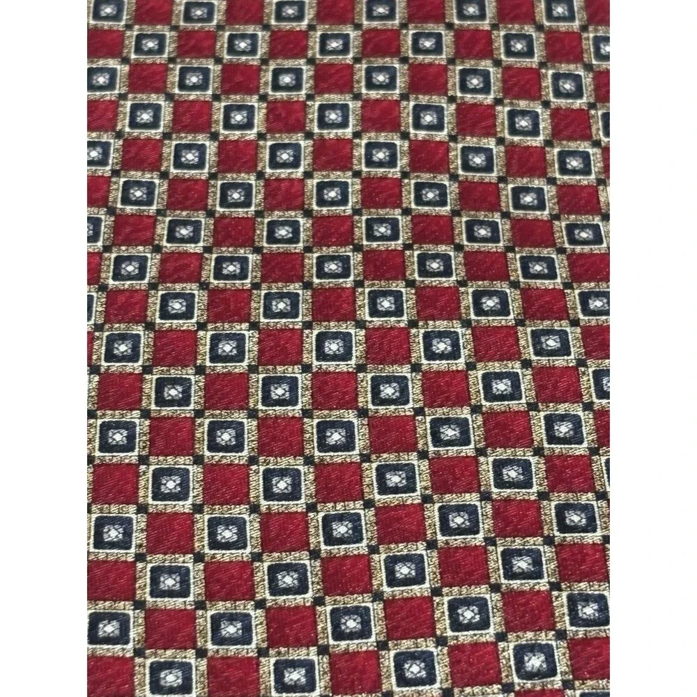 Stafford geometric silk