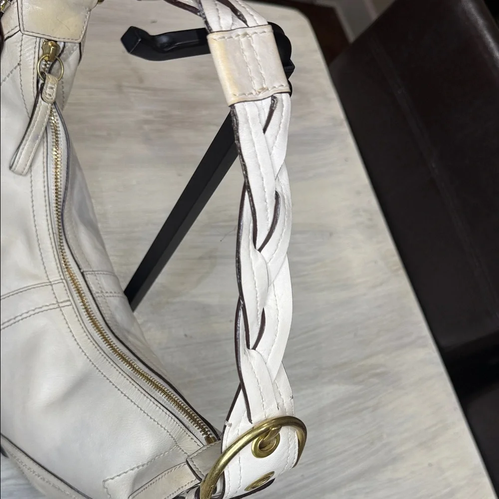Coach chic hobo