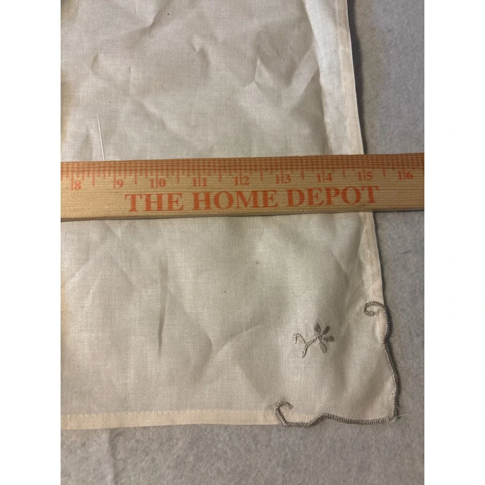 N/A vintage linen