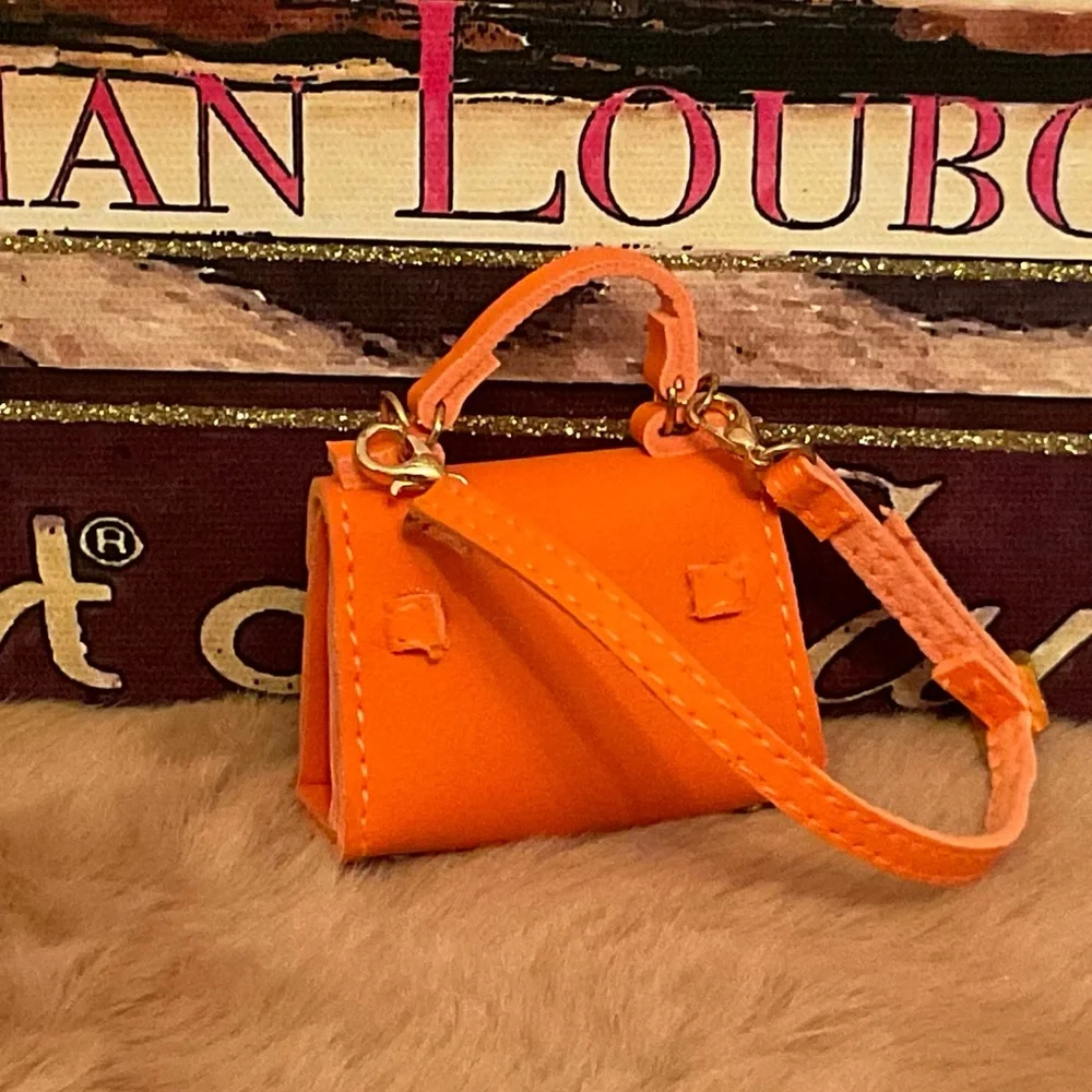N/A compact orange