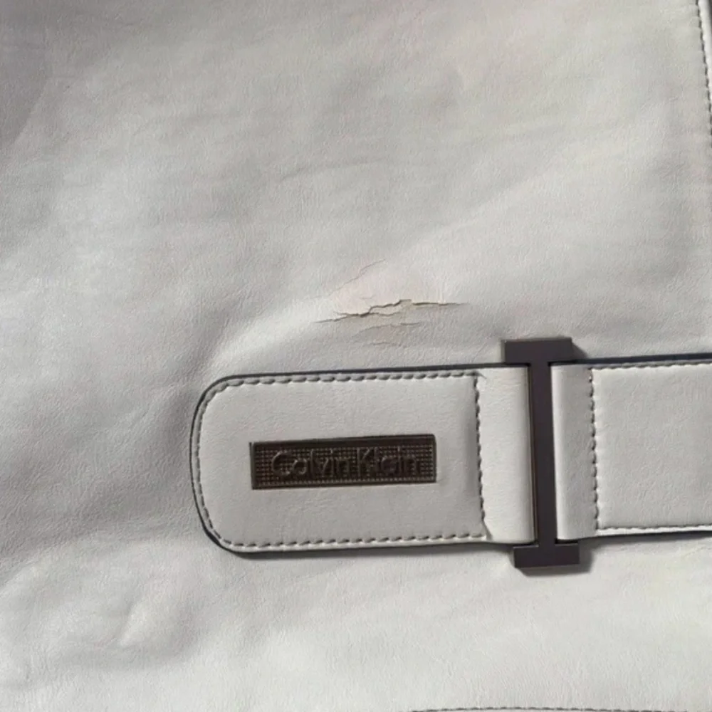 Calvin Klein White Crossbody Messenger Bag