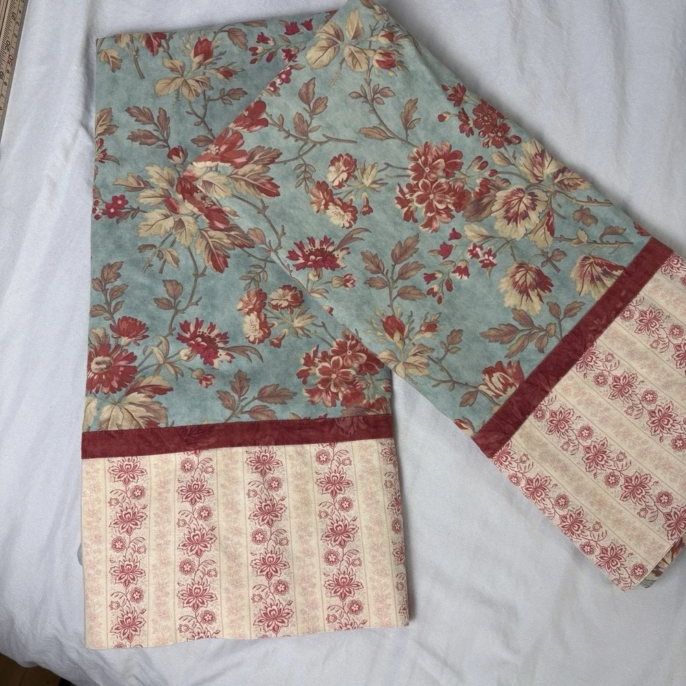 Vintage Homemade Pillowcases Cotton Floral Roses On Teal French‎ Country Cottage