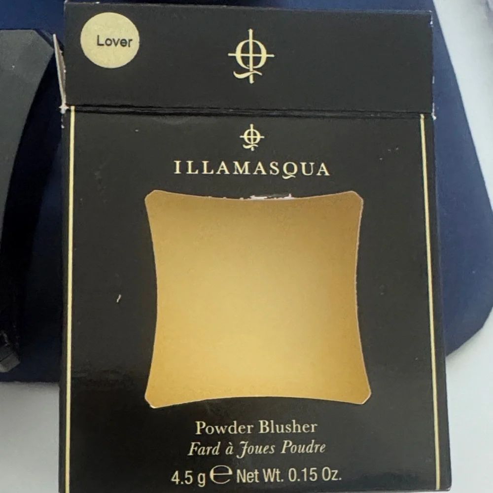 illamasqua blusher