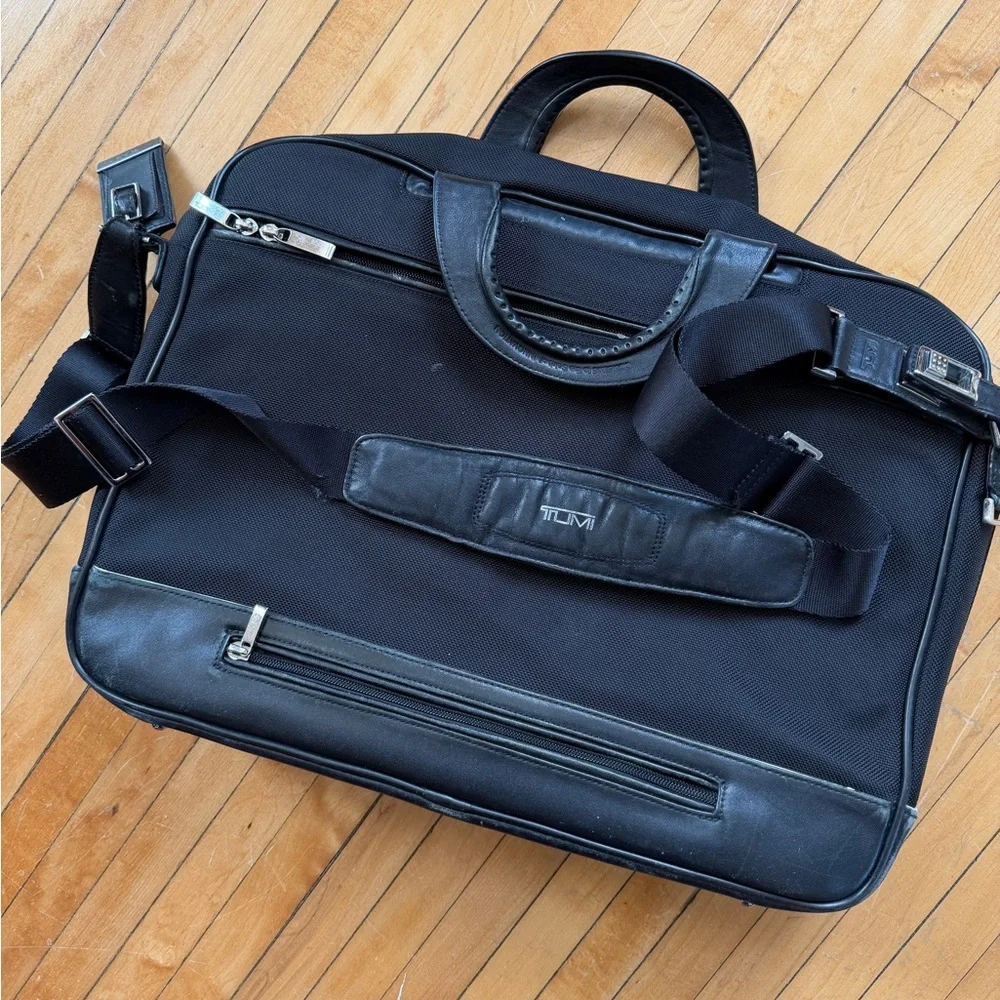 Tumi 23611d innovation