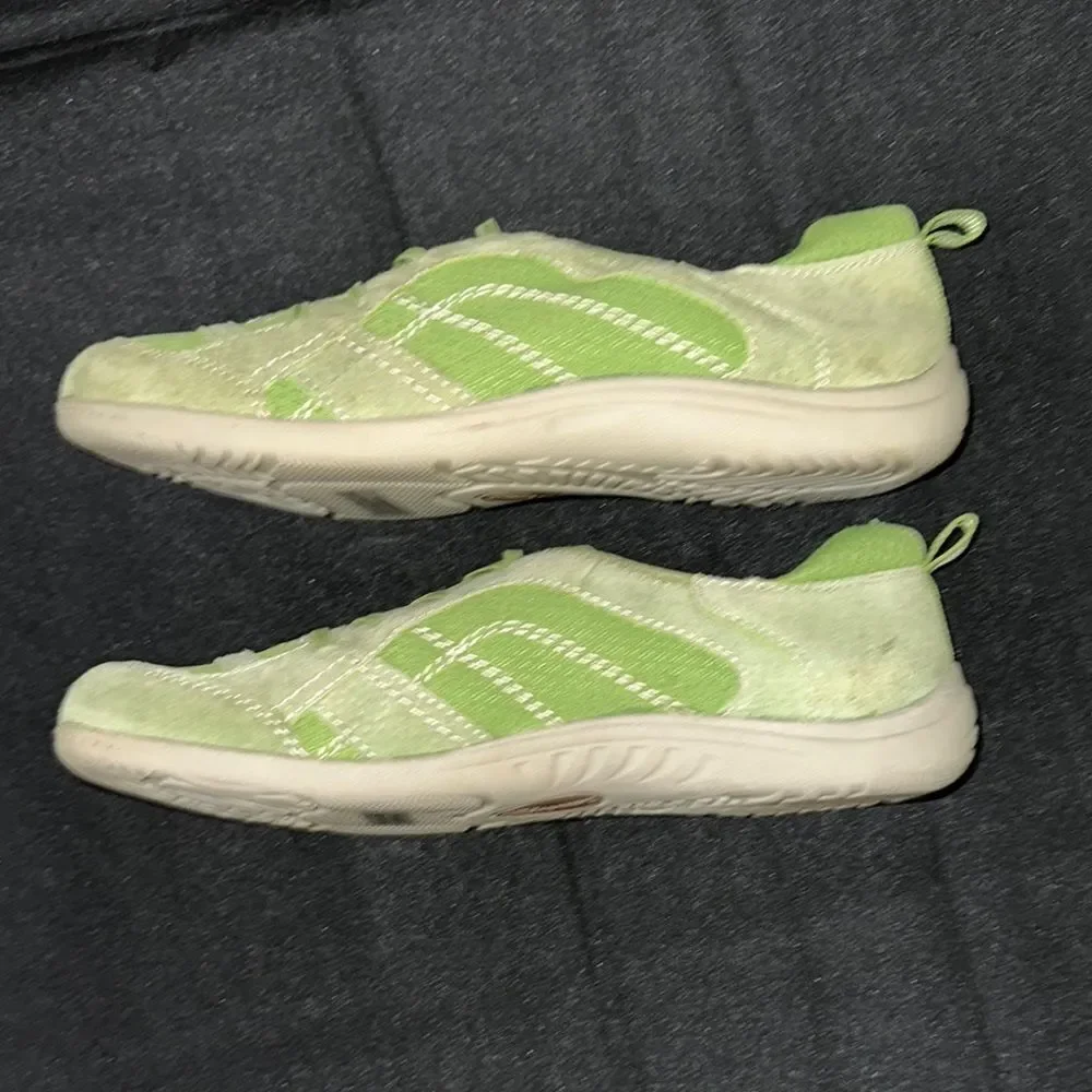Earth Origins by Earth Women's Green Suede Casual Sneakers Size 11