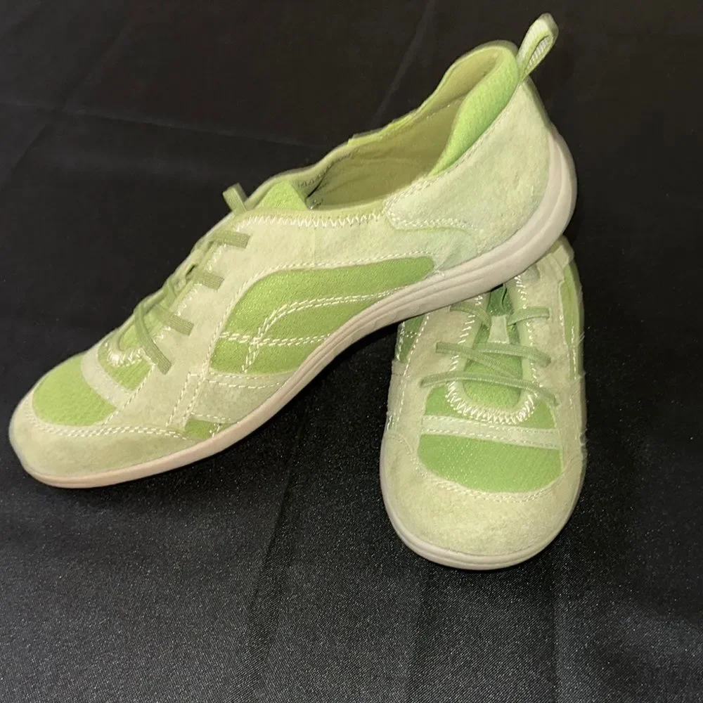 Earth Origins by Earth Women's Green Suede Casual Sneakers Size 11