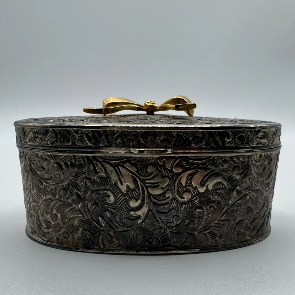 unbranded victorian style