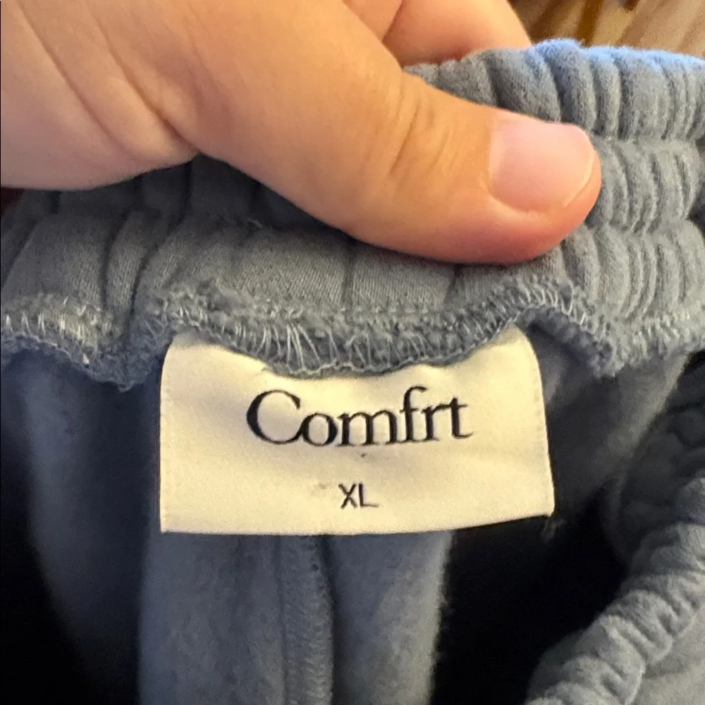 Comfrt please see