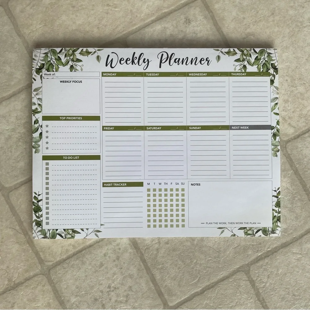 Weekly Planner with Green Leaf Design