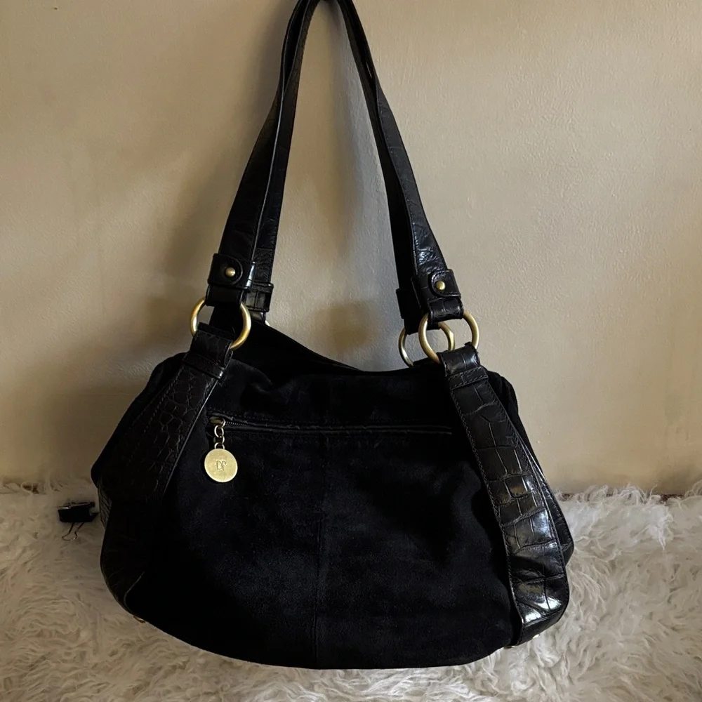 chic black