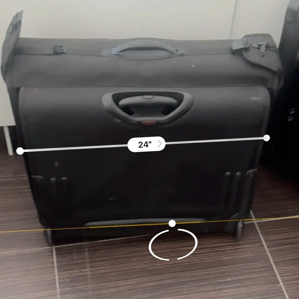 Tumi versatile black