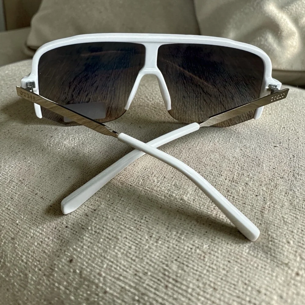 Guess brand new
