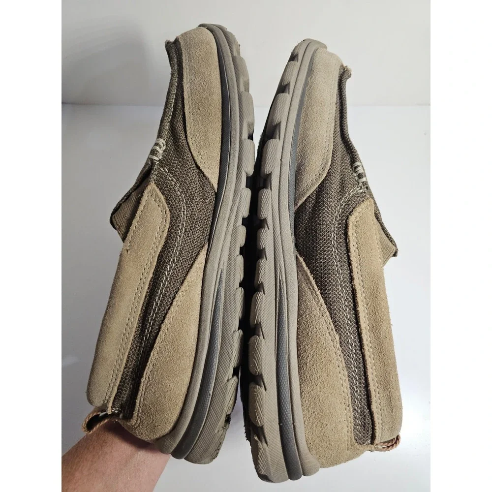 Skechers relaxed fit