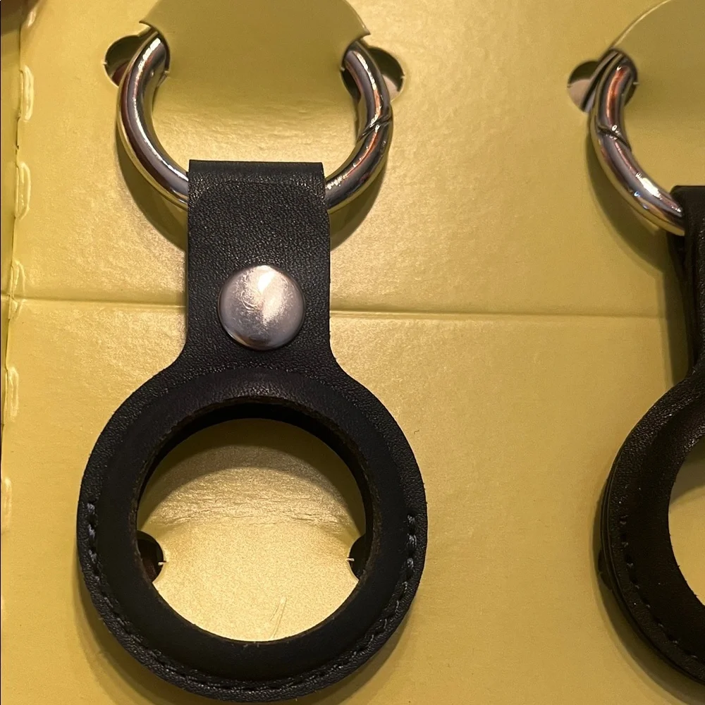 Onn. AirTag Holder Set (Vegan Leather)